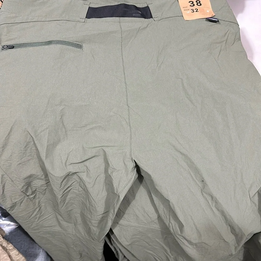 Patagonia Men's Causey Pike‎ Industrial Green Pants NWT 40 x 32